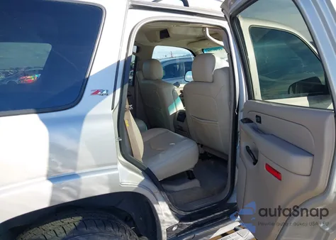 2006 Chevrolet Tahoe Z71 from USA, damaged, VIN 1GNEK13Z76R131907